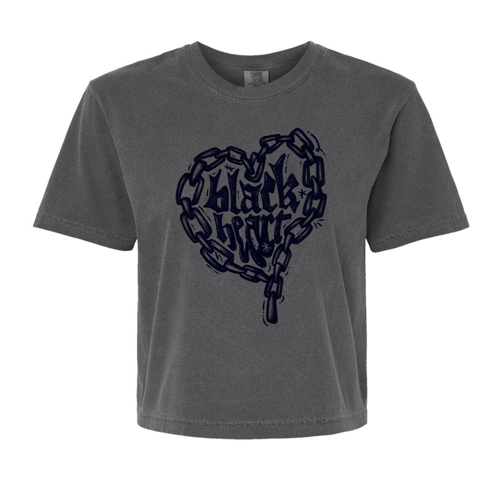 Gray t-shirt with a heart-shaped chain design and 'Black Heart' text on a white background